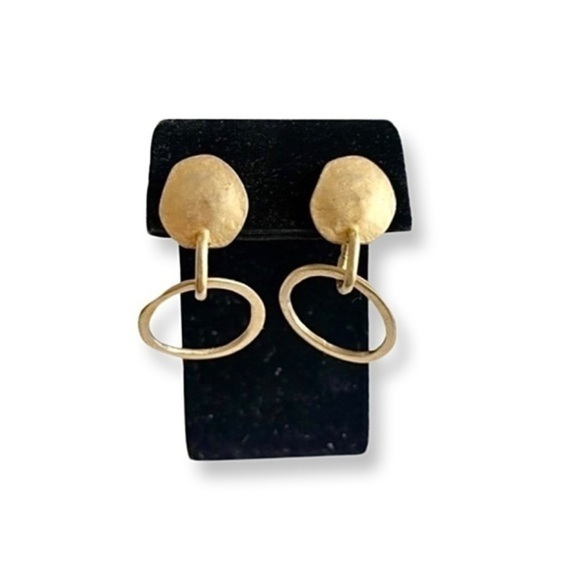 GOLDTONE Artisan Pierced Dangle Circle / Hoop Hammered Metal Earrings. - Picture 2 of 8